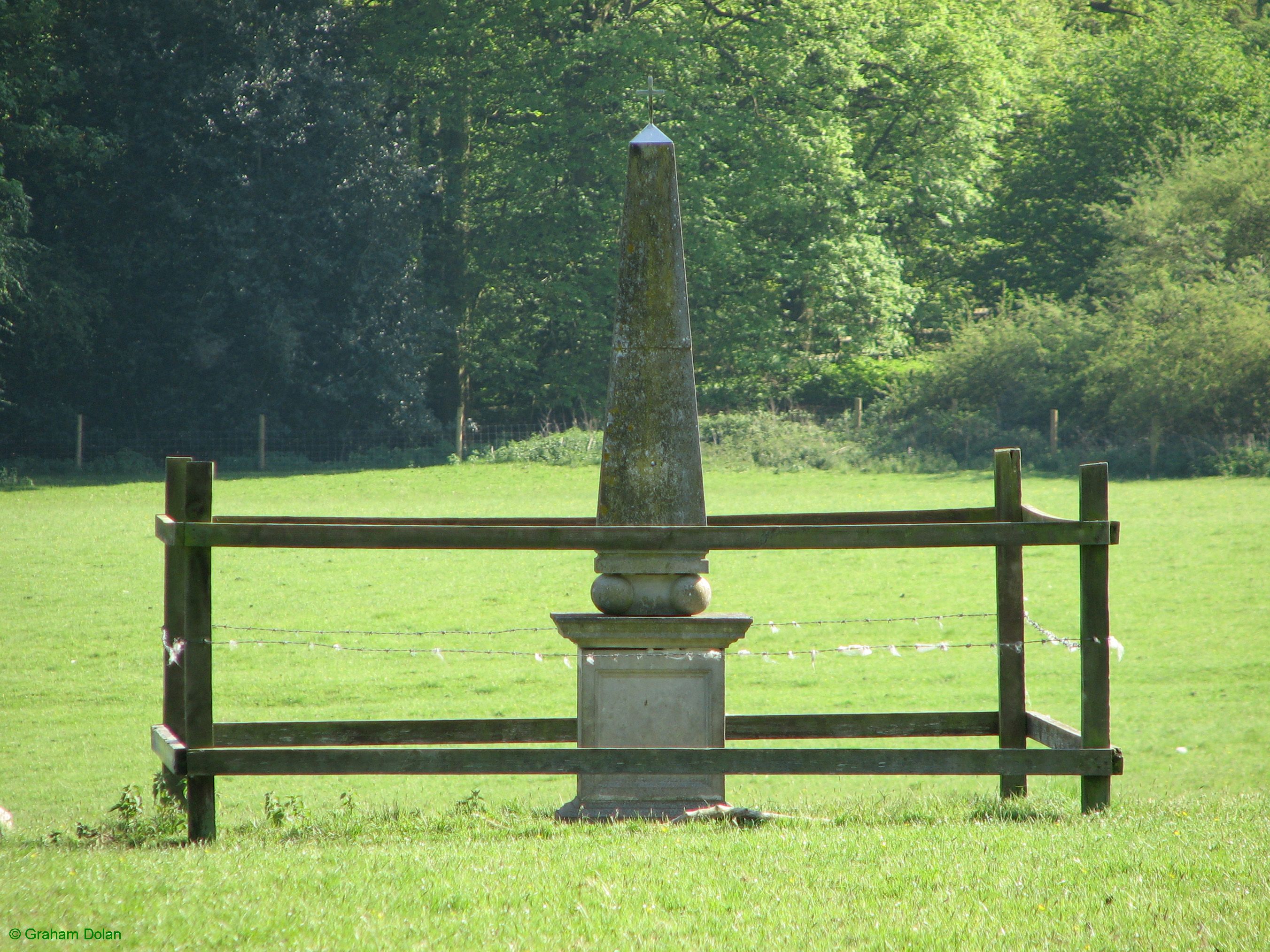 Greenwich Meridian Marker; England; Hertfordshire; Old Hall Green